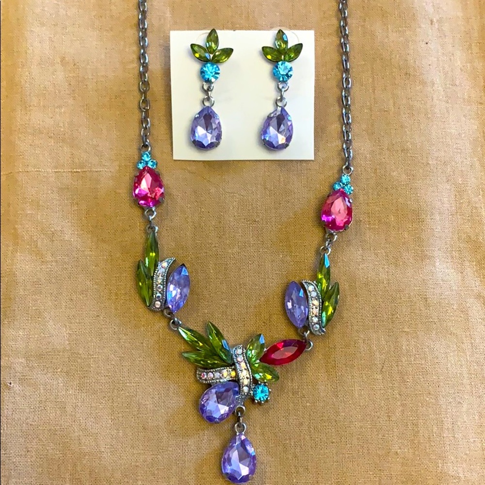 Necklace & pierced earrings w/ multi color stones